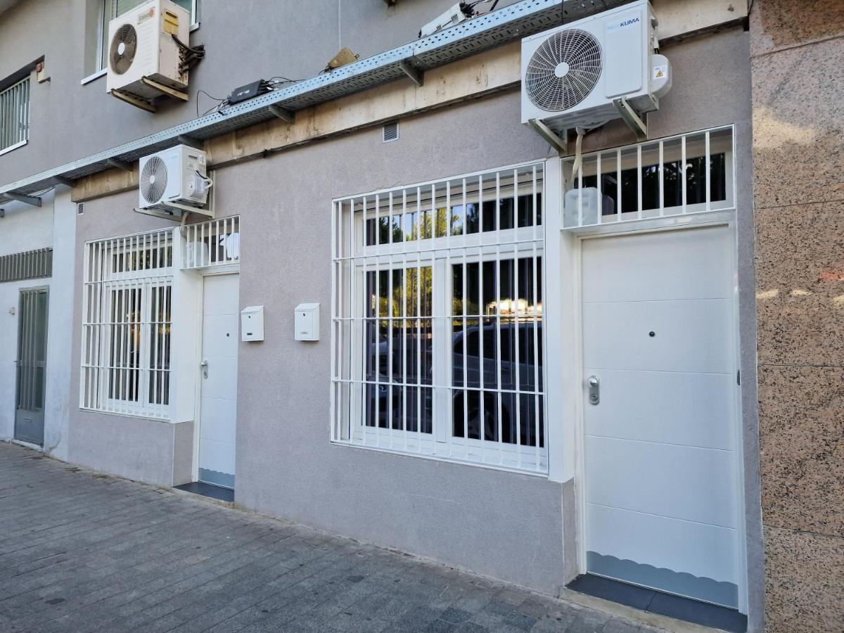 Apartamentos Manzanares 'Madrid Rio' Bagian luar foto