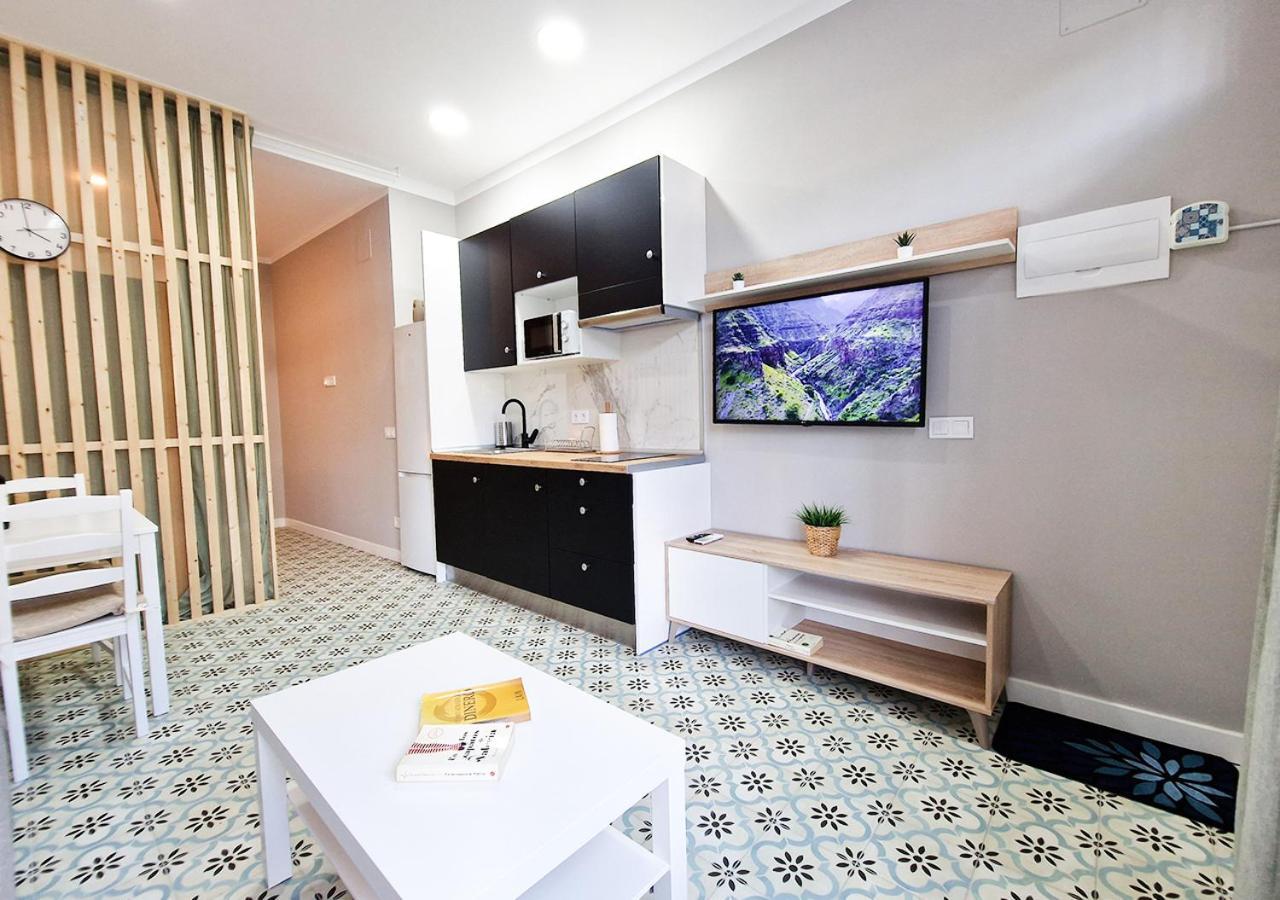 Apartamentos Manzanares 'Madrid Rio' Bagian luar foto