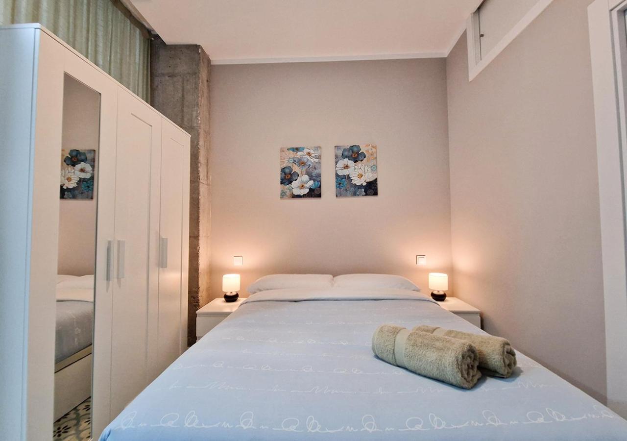 Apartamentos Manzanares 'Madrid Rio' Bagian luar foto