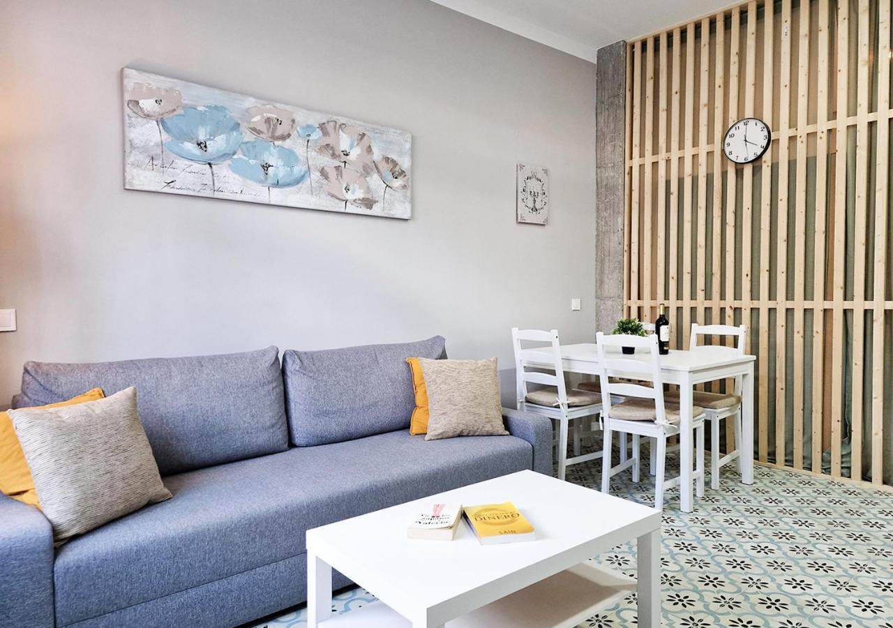 Apartamentos Manzanares 'Madrid Rio' Bagian luar foto